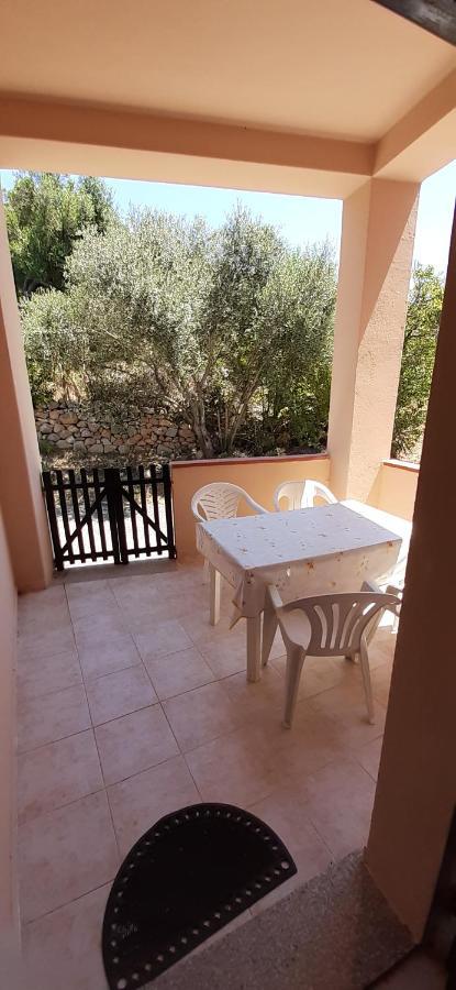 Casa Vacanza Costa Rossa Vista Mare Trinita d'Agultu e Vignola Exterior photo